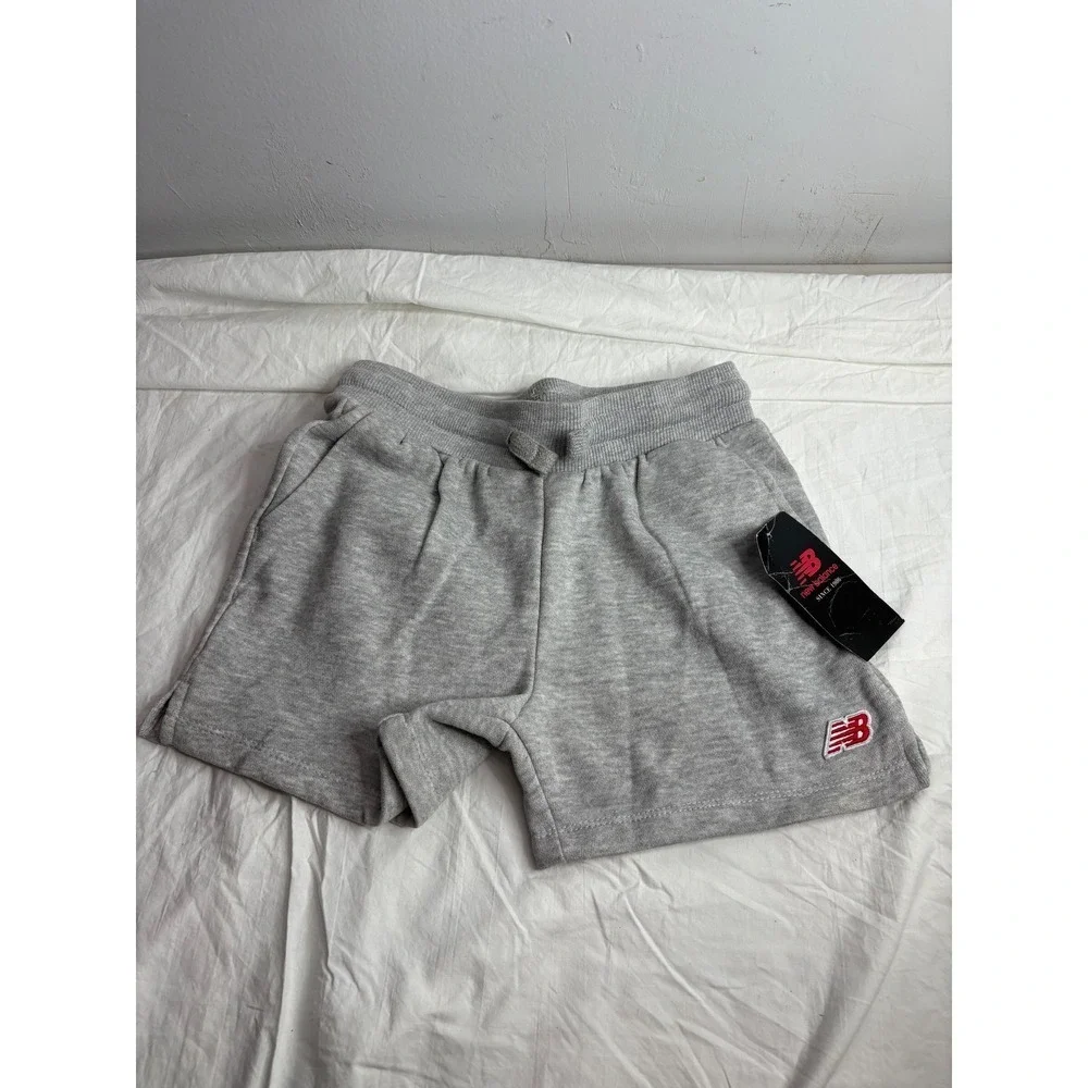 NWT Kids New Balance Grey Heather Sweat Shorts Size S 7/8 Athletic Casual
